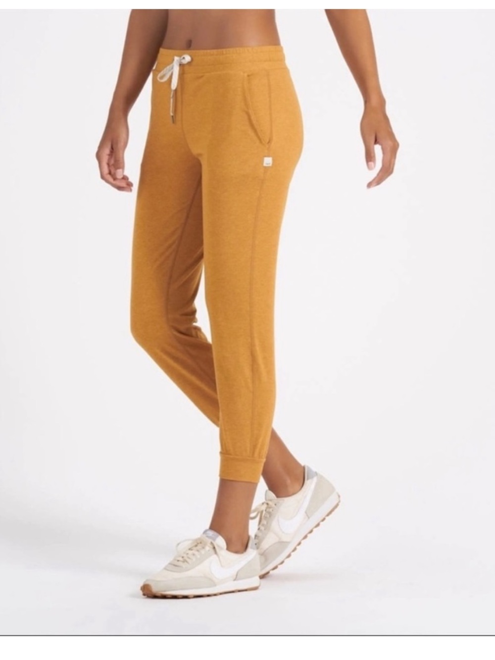 Vuori Performance Joggers